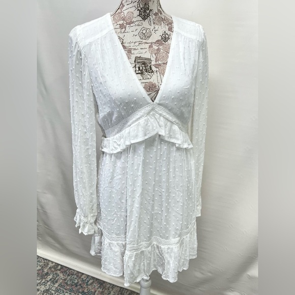 PAIGE White ODELISE raised dot ruffle hem mini dress size‎ S. - Picture 12 of 15